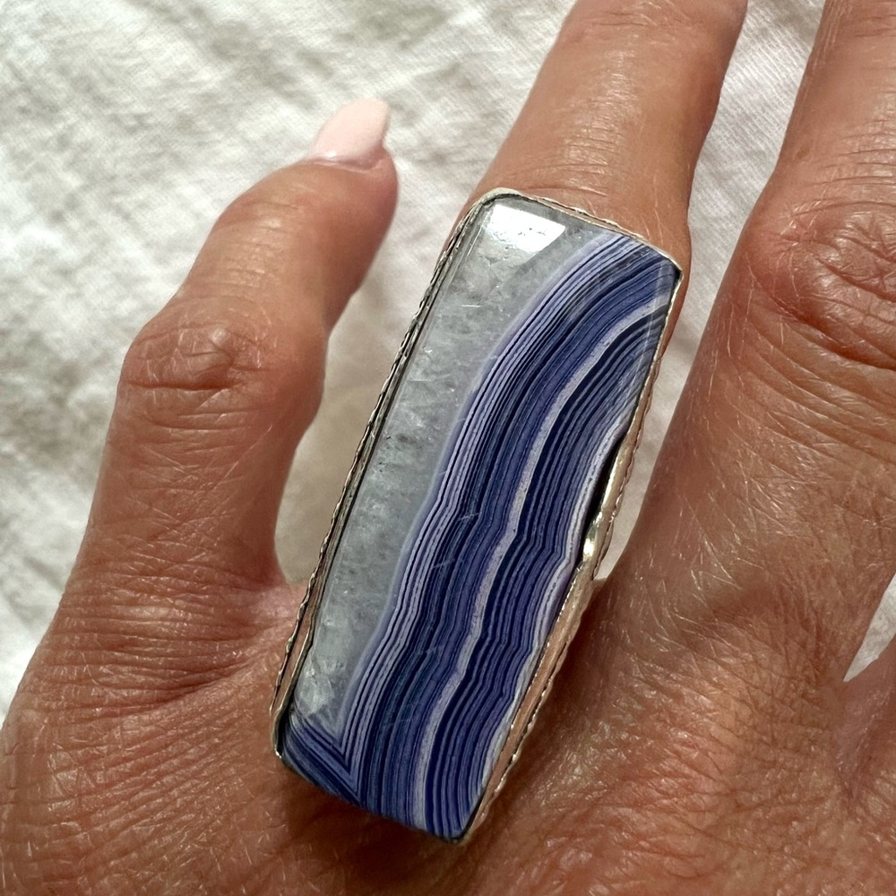 Artisan Purple-Blue Banded Agate large Rectangle Ring size 6 NWOT